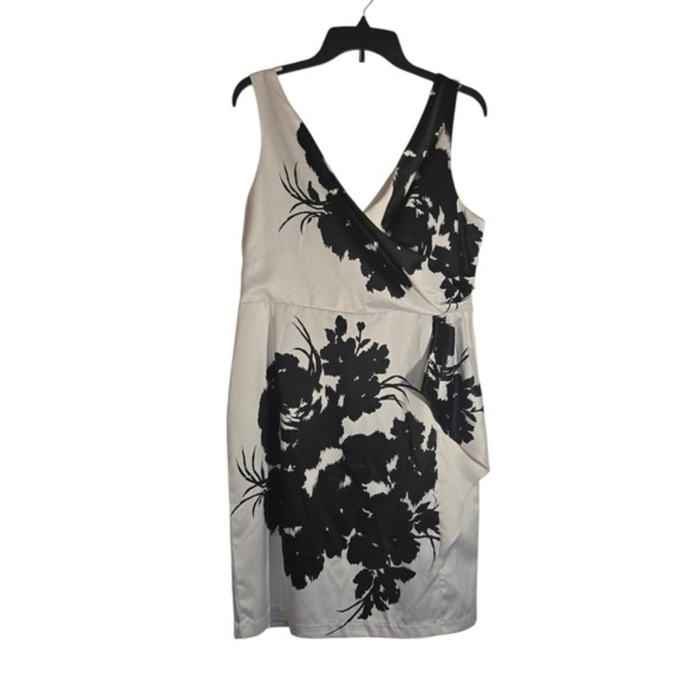 Isadora Collection Floral Sheath Dress Cream‎ Black V-Neck Faux Wrap Petite 10P